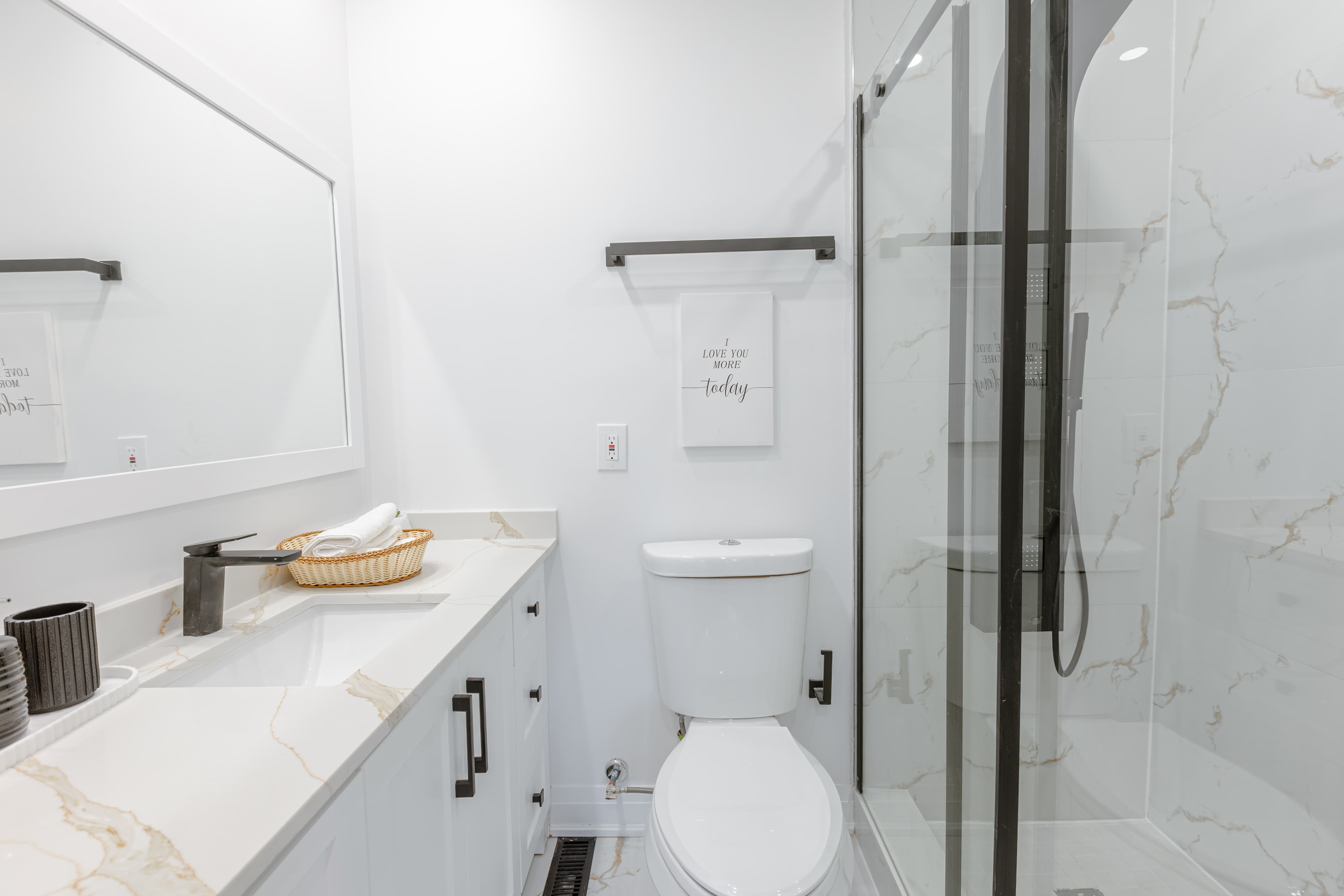 Thumbnail /assets/bathroom-renovations/bathroom-3.jpg